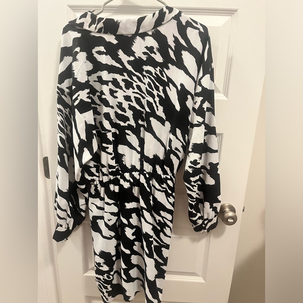 Express Wrap Mini Dress - Picture 2 of 3